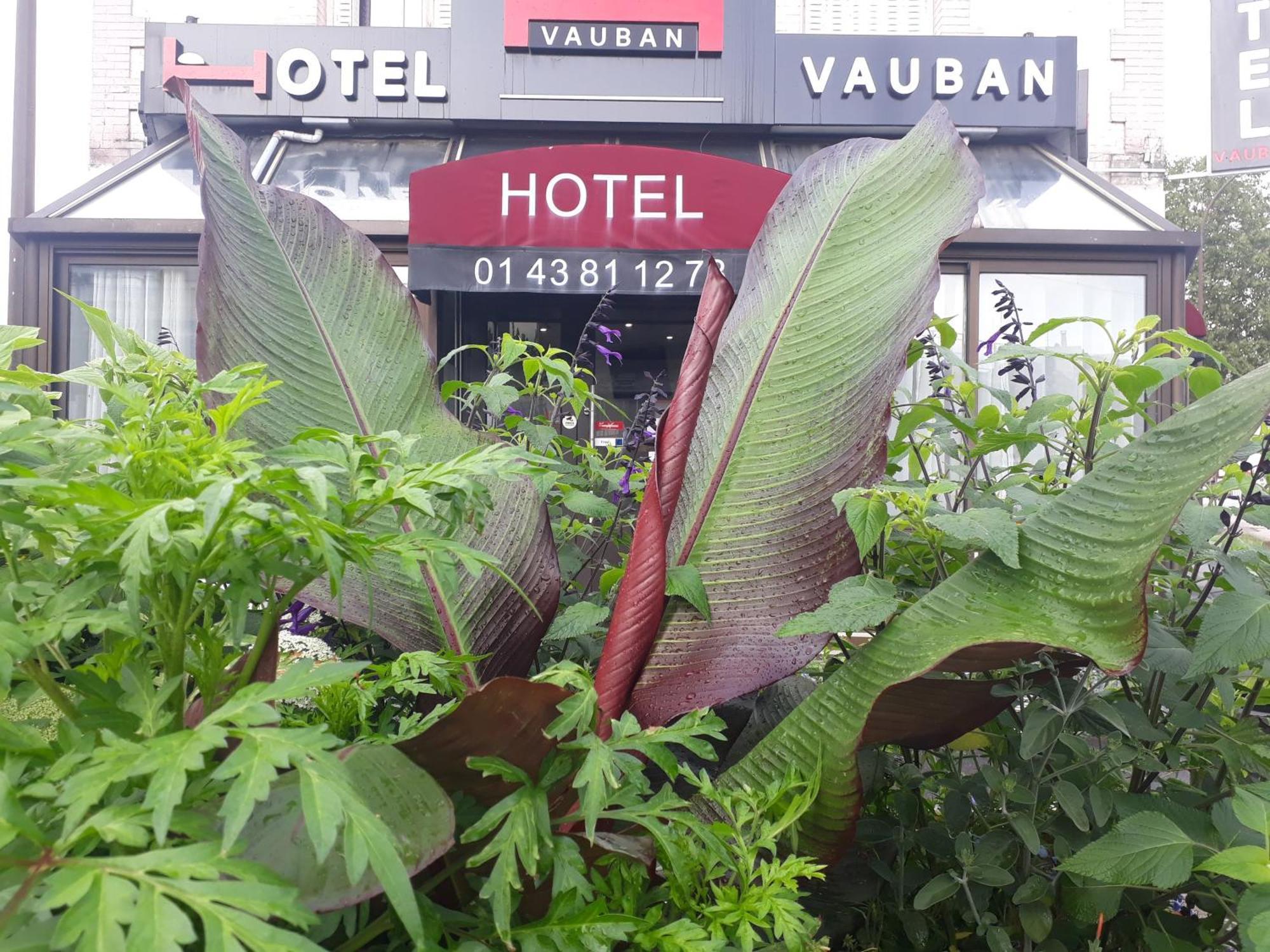 Hotel Vauban Livry-Gargan Esterno foto